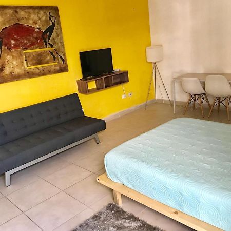 Jr Suite En Zona Residencial Linda Vista - Magnifica Ubicacion Y Tranquilidad. มอนแตร์เรย์ ภายนอก รูปภาพ