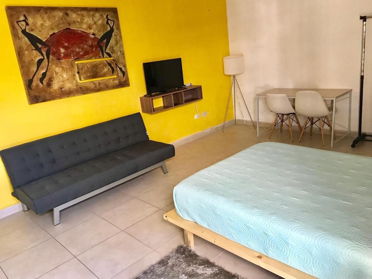Jr Suite En Zona Residencial Linda Vista - Magnifica Ubicacion Y Tranquilidad. มอนแตร์เรย์ ภายนอก รูปภาพ